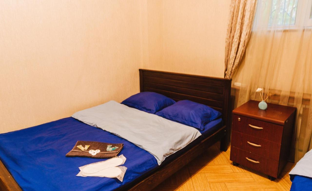 Cleopatra Palace Hostel Тбилиси Экстерьер фото